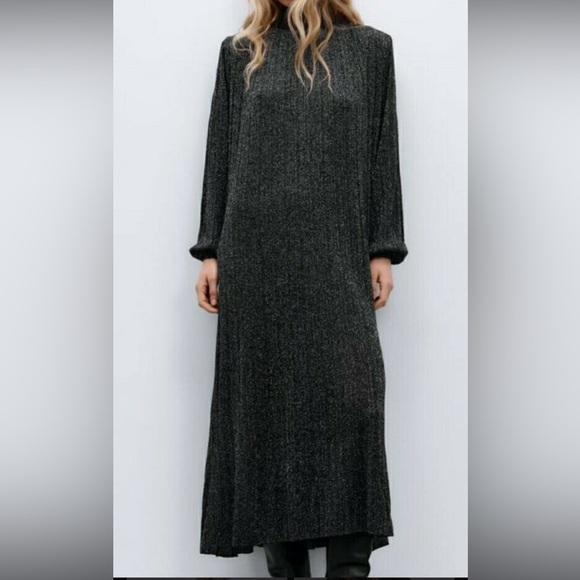 Zara Metallic Thread Knit Dress Size M Limited Edition NEW - Picture 1 of 16